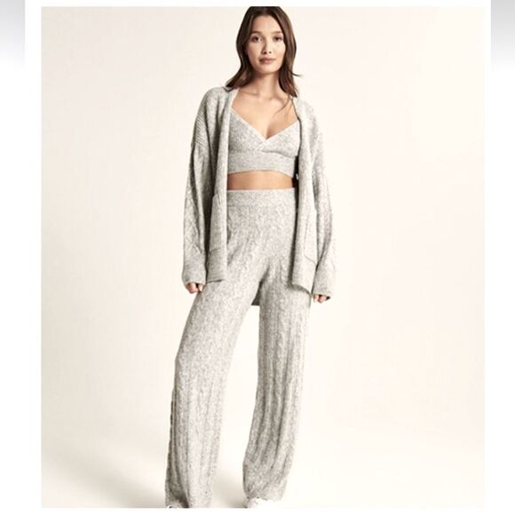 Abercrombie & Fitch Gray Knit Cardigan & Pant Sweater Set | SZ L & M - Picture 1 of 16